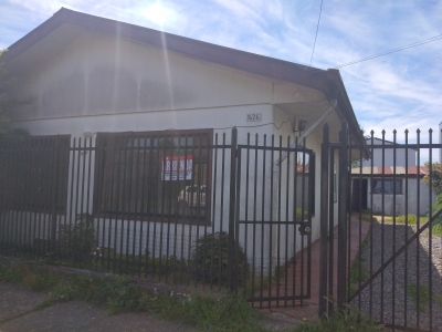 Arriendo de Casa  en Valdivia, sector 8 DE OCTUBRE, Valor 600.000